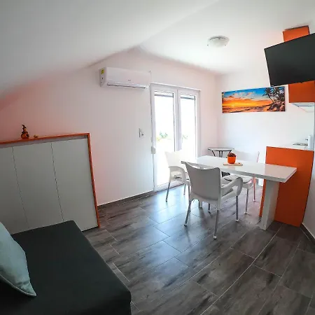 Afrodita Vendégház Gornji Karin