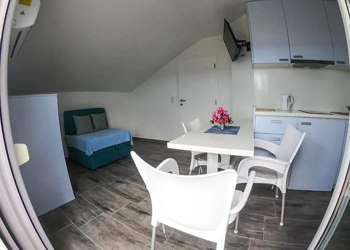 Gostinjska kuća Afrodita 3*