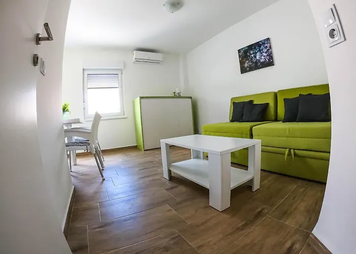 Gostinjska kuća Afrodita Gornji Karin